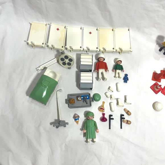 VNTG 1980's Piece Playmobil Doctor & Paramedic Playset with 60+ Pieces! - Picture 7 of 16